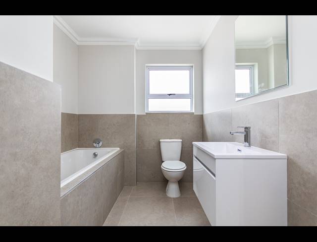 2 BEDROOM APARTMENT TO LET IN SUNNINGDALE